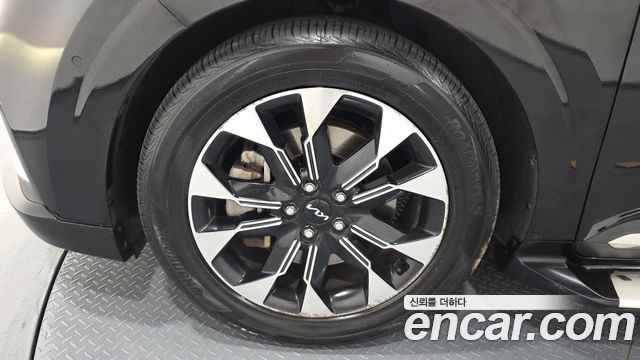 Kia Carnival 4-го поколения Gasoline 9-Seater Hi-Limousine Signature - фото 4