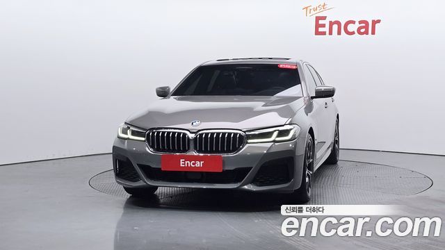 BMW 5-Series G30 530i M Sport Package - фото 1