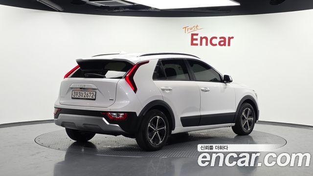 Kia Niro Совершенно новый Trendy - фото 1
