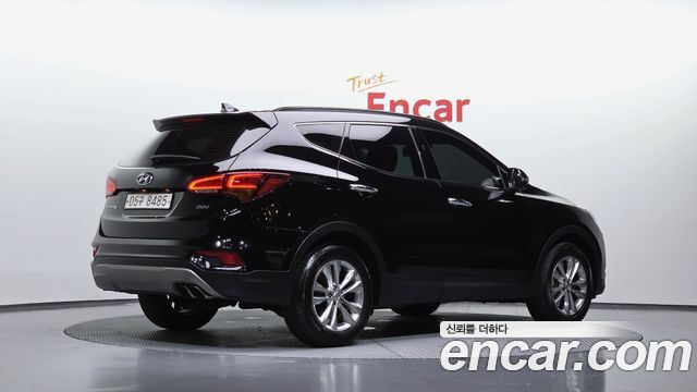 Hyundai Santafe Diesel 2.0 2WD Value Plus - фото 1