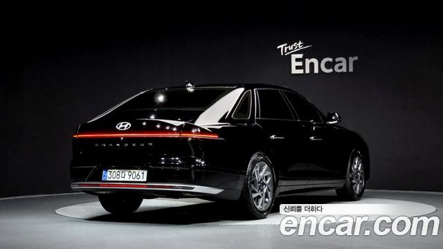 Hyundai Grandeur GN7 2,5 Gasoline 2WD Exclusive - фото 1