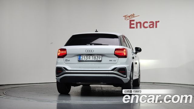Audi Q2 35 TDI Premium - фото 3