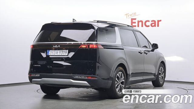 Kia Carnival 4-го поколения 9-Seater Prestige - фото 1
