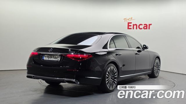 Mercedes-Benz S-Class W223 S580L 4MATIC - фото 1