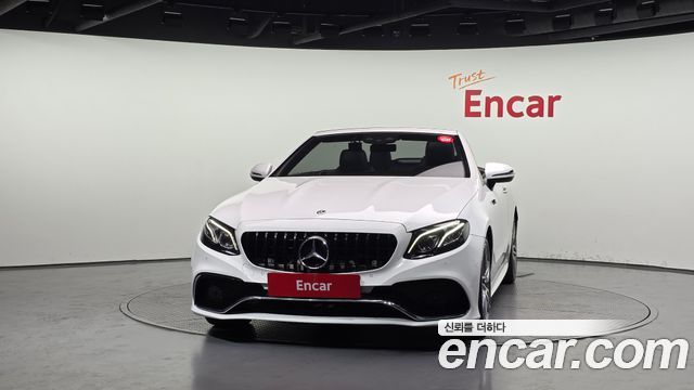 Mercedes-Benz E-Class W213 E220d Cabriolet - фото 2