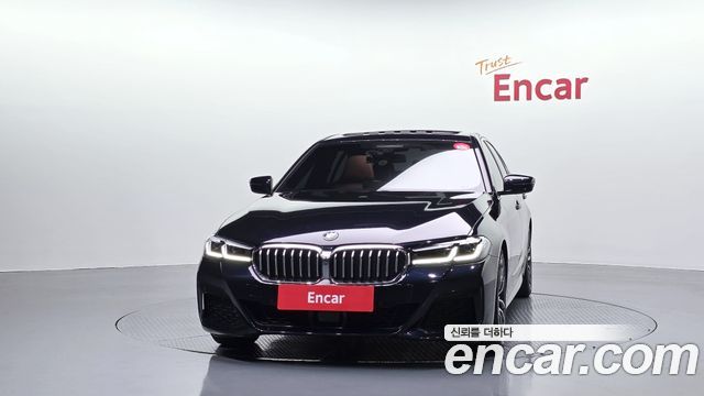 BMW 5-Series G30 520i M Sport - фото 2