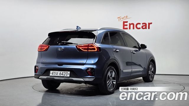 Kia Niro Новый 1.6 HEV Prestige - фото 0