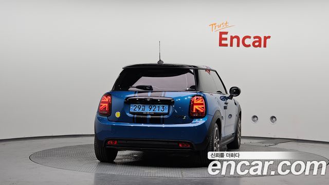 Mini Cooper Gen ZE Edition 3rd - фото 3