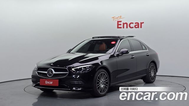 Mercedes-Benz C-Class W206 C200 Avantgarde - фото 0