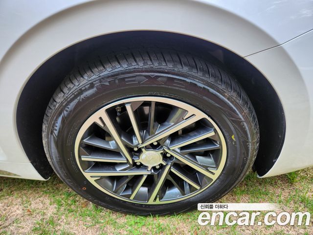 Hyundai Grandeur Новый IG 3.0 LPi Rent Car Modern - фото 4
