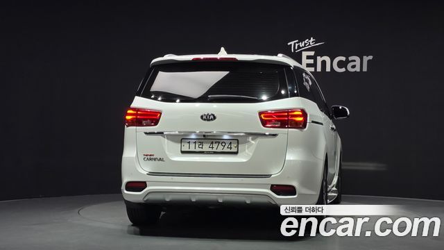 Kia Carnival Новый 9-Seater Prstige - фото 2