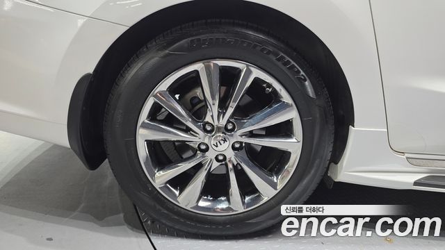 Kia Carnival Новый 9-Seater Prstige - фото 3