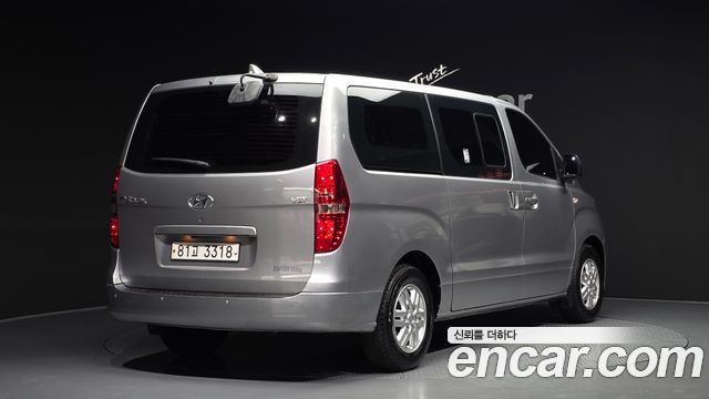 Hyundai Starex Новый Van 5-Seater Smart - фото 1