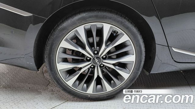 Kia K8 2.5 Gasoline 2WD Noblesse - фото 4