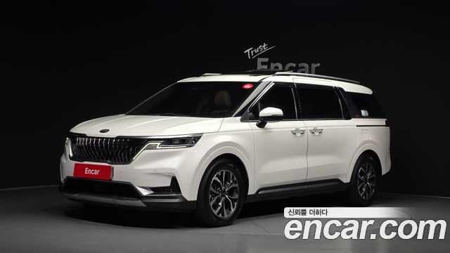 Kia Carnival 4-го поколения 9-Seater Signature - фото 0