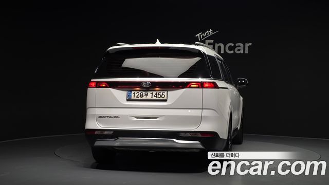 Kia Carnival 4-го поколения 9-Seater Signature - фото 3