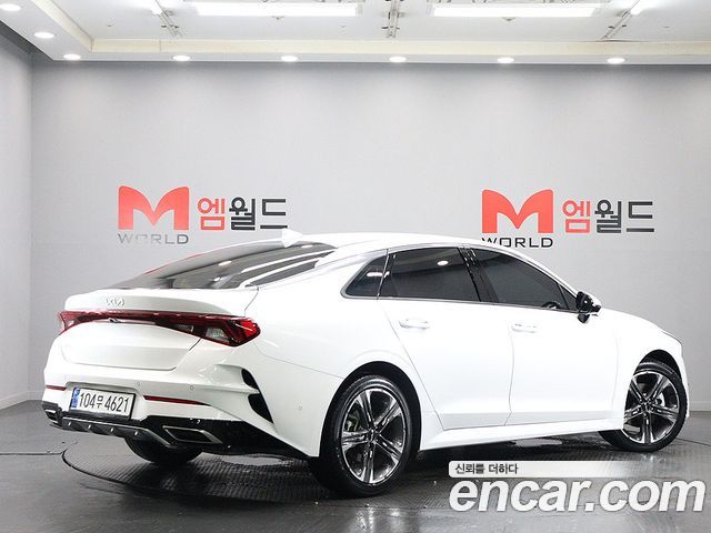 Kia K5 3-го поколения 2.0 Signature - фото 2