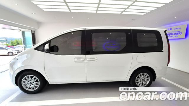 Hyundai Staria Cargo 3-Seater Modern - фото 2