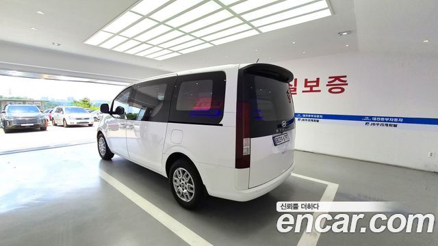 Hyundai Staria Cargo 3-Seater Modern - фото 3