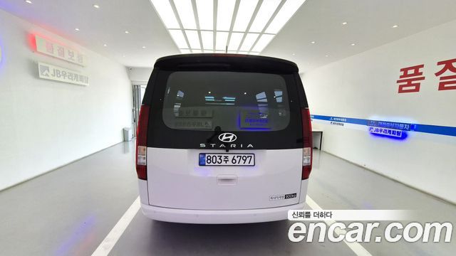 Hyundai Staria Cargo 3-Seater Modern - фото 4