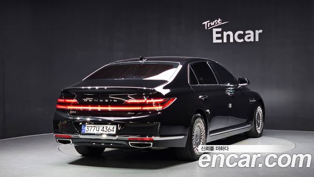 Genesis G90 5.0 AWD Prestige - фото 1