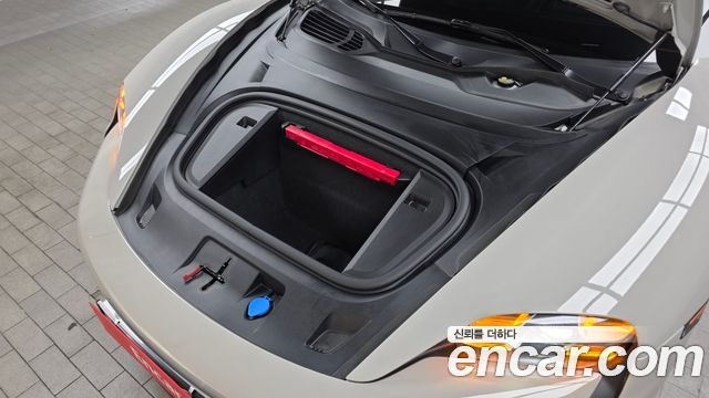Porsche Taycan GTS - фото 4