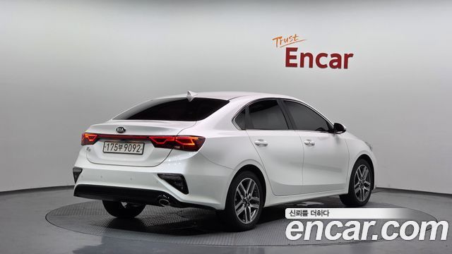 Kia K3 Совершенно новый Luxury - фото 1