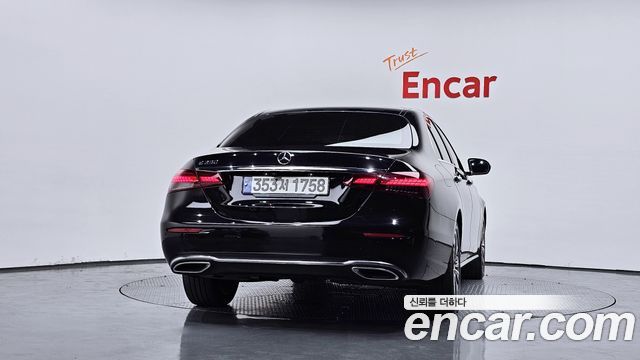 Mercedes-Benz E-Class W213 E250 Avantgarde - фото 3