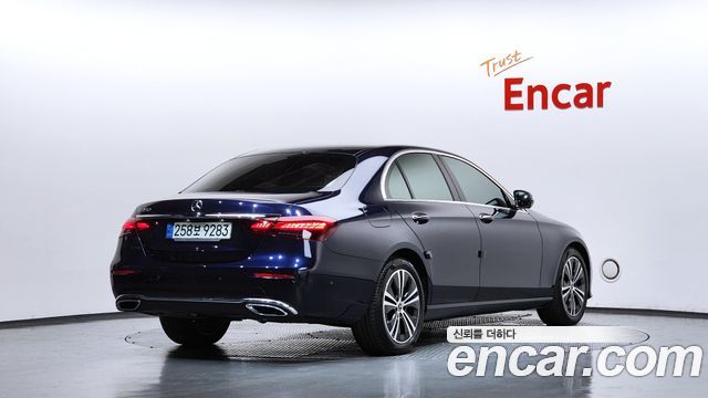 Mercedes-Benz E-Class W213 E250 Avantgarde - фото 1