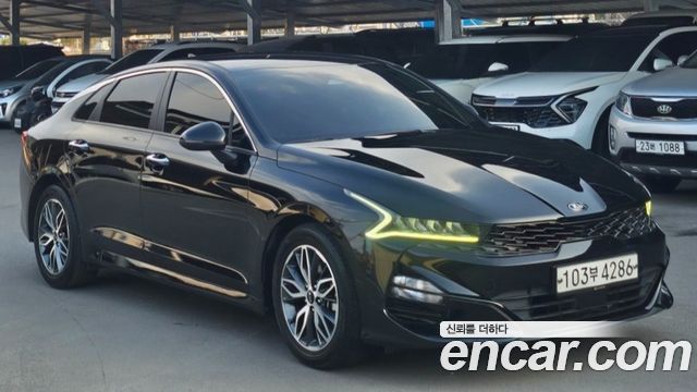 Kia K5 3-го поколения 2.0 Prestige - фото 0