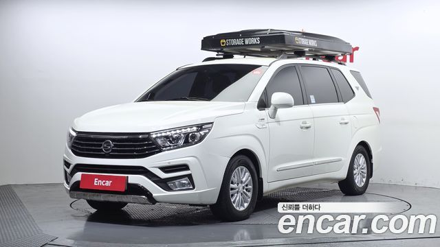 SsangYong Korando 4WD TX 9-seater - фото 0