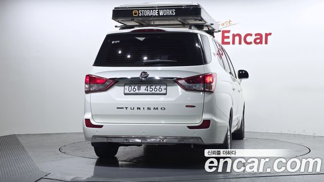 SsangYong Korando 4WD TX 9-seater - фото 3