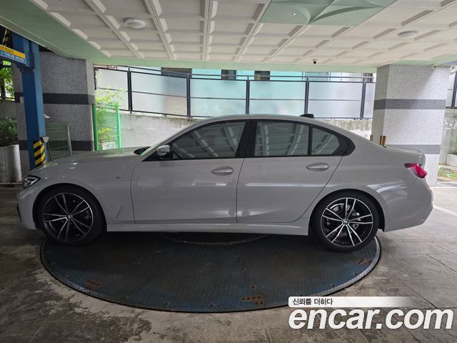 BMW 3-Series G20 320i M Sport - фото 1