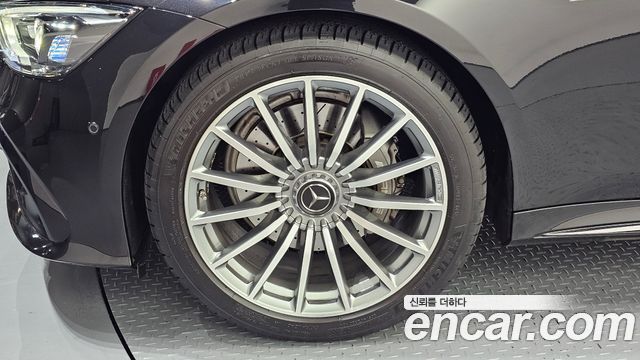 Mercedes-Benz AMG GT 4Door 43 4MATIC+ - фото 4