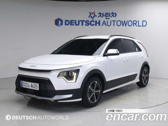 Kia Niro Совершенно новый Trendy - фото 0