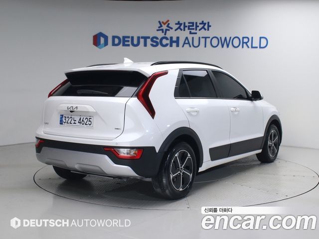 Kia Niro Совершенно новый Trendy - фото 1