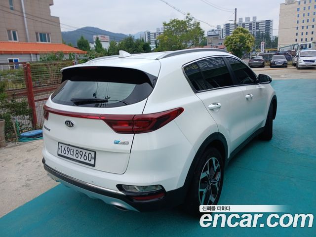 Kia Sportage Diesel 2.0 2WD Prestige - фото 1