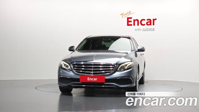Mercedes-Benz E-Class W213 E300 4MATIC Exclusive - фото 2