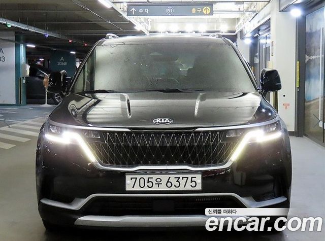 Kia Carnival 4-го поколения 11-Seater Prestige - фото 1