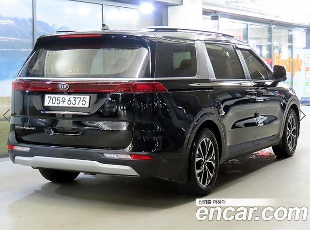 Kia Carnival 4-го поколения 11-Seater Prestige - фото 3