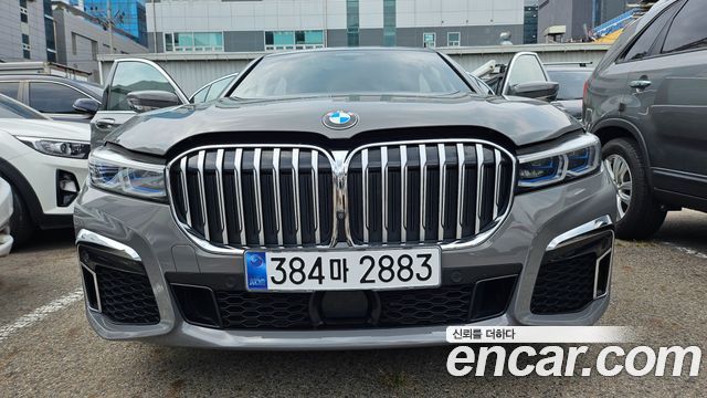 BMW 7-Series G11 740Li xDrive M Sport Package - фото 0