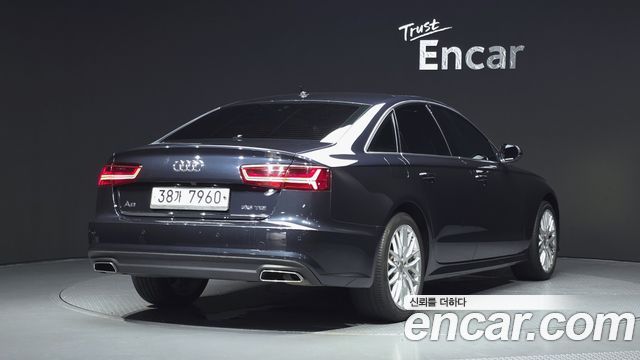 Audi A6 35 TDI Premium C7 - фото 1