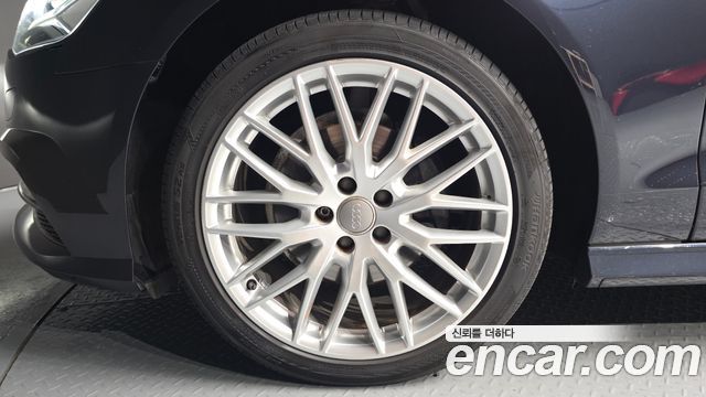Audi A6 35 TDI Premium C7 - фото 4