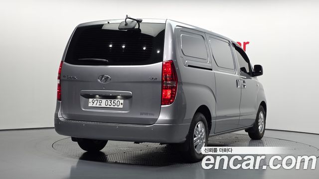 Hyundai Starex Новый Van 3-Seater Smart - фото 1