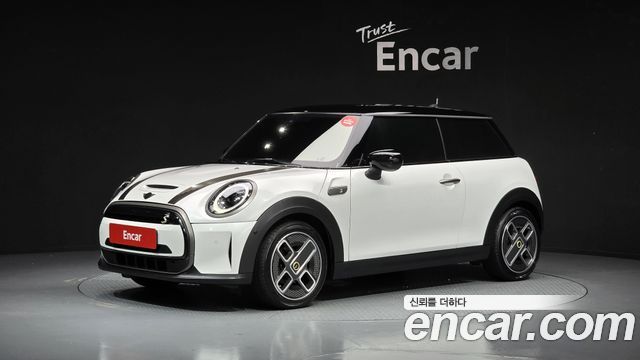 Mini Cooper 4-го поколения Resolute Edition 3rd - фото 0