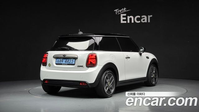 Mini Cooper 4-го поколения Resolute Edition 3rd - фото 1