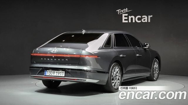 Hyundai Grandeur GN7 2,5 Gasoline 2WD Exclusive - фото 1