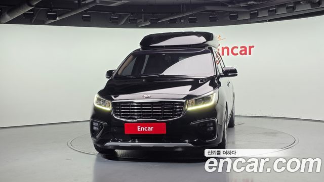 Kia Carnival Новый 9-Seater Hi-Limousine Prestige - фото 2