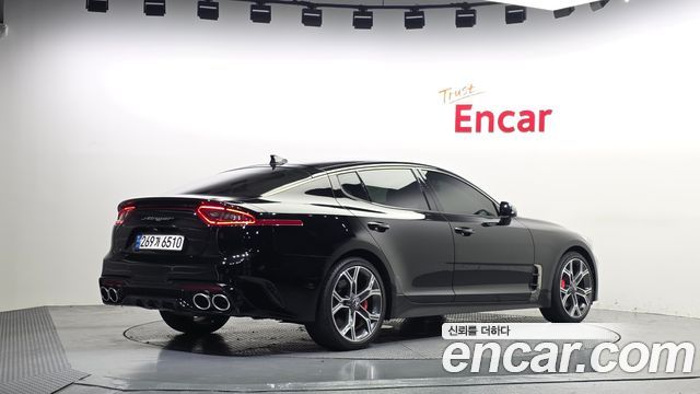 Kia Stinger 2.0 Turbo 2WD Platinum - фото 1