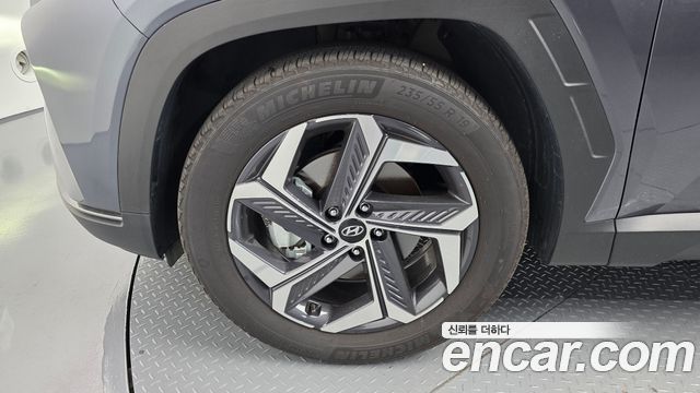 Hyundai Tucson NX4 Gasoline 1.6 Turbo 2WD Inspiration - фото 4